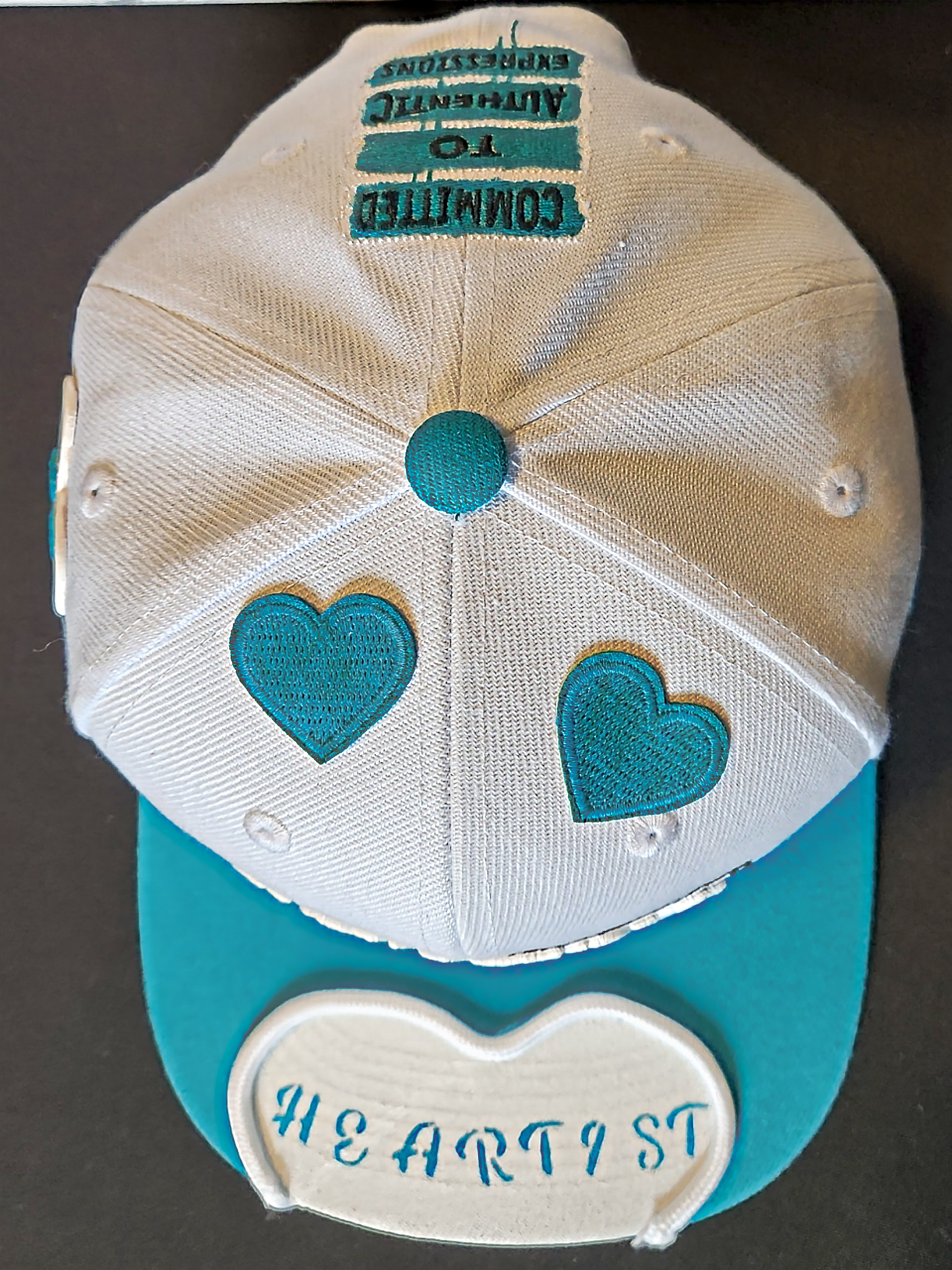 đ Flowatious⢠âHeartistâ Snapback â For Those Who Paint Life with Love