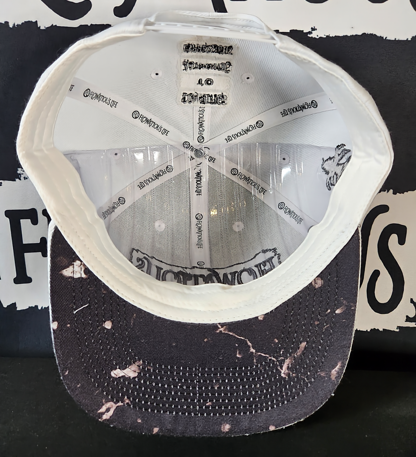 Flowatious™ White Flame Snapback