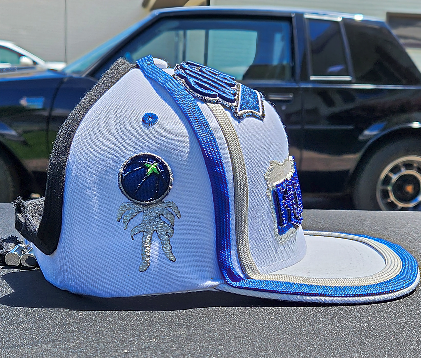 Flowatious™ Alpha Howl: Untamed Expression 1 of 1 Snapback