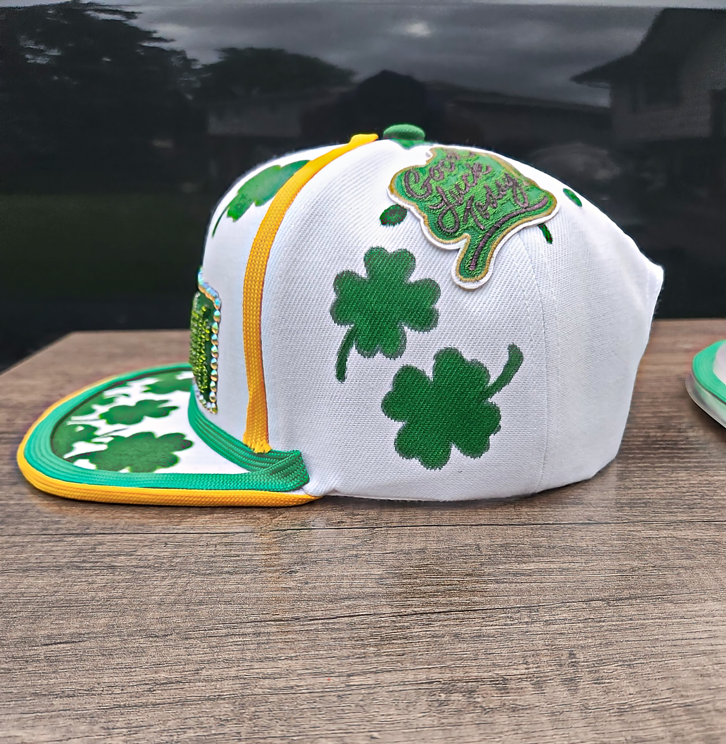 Flowatious™ Fortune: Rhythm of the Clover Crown